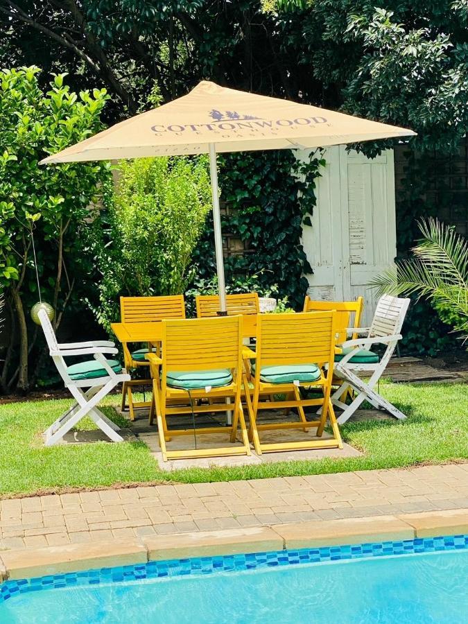 Cottonwood Guesthouse Oasis Bloemfontein Exterior foto